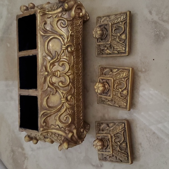 Vintage Barroque Container - Picture 2 of 6